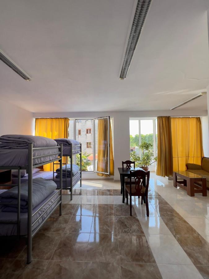 North Star Hostel Shkodër Eksteriør billede